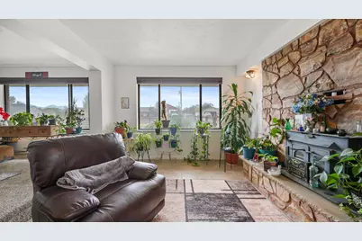 290 W Durfee St, Grantsville, UT 84029 - Photo 8