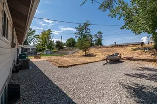 980 W 230 N, Orem, UT 84057 - Photo 26