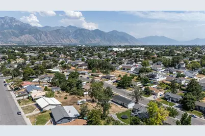 980 W 230 N, Orem, UT 84057 - Photo 28