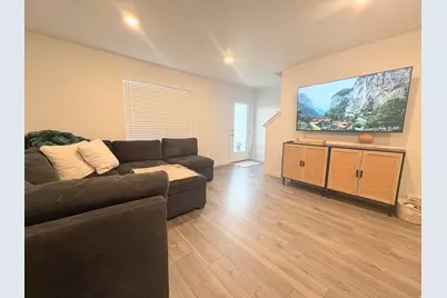 1052 E Scuttlebutt Ln, Saratoga Springs, UT 84045 - Photo 4