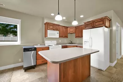2942 W 2175 S, West Haven, UT 84401 - Photo 34