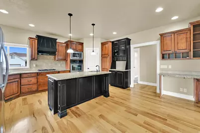 2942 W 2175 S, West Haven, UT 84401 - Photo 8