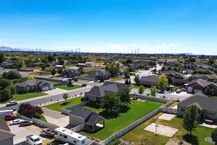 2942 W 2175 S, West Haven, UT 84401 - Photo 58