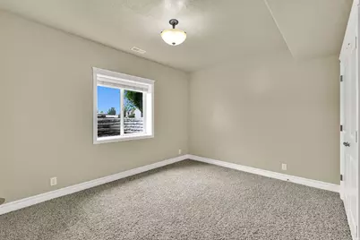 2942 W 2175 S, West Haven, UT 84401 - Photo 30