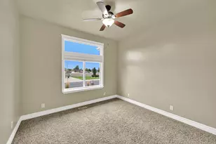 2942 W 2175 S, West Haven, UT 84401 - Photo 28