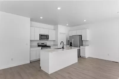 2027 E Dorset Way #295, Salem, UT 84653 - Photo 8