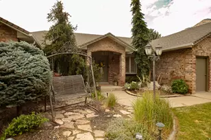 1532 E 2525 N, North Ogden, UT 84414 - Photo 2
