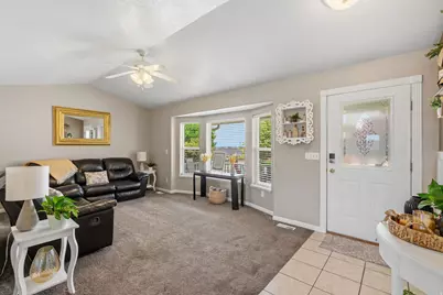 998 E 450 S, Pleasant Grove, UT 84062 - Photo 4