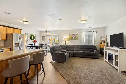 1256 W Bridalwood Loop, Lehi, UT 84043 - Photo 8