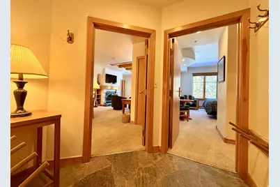 12076 E Big Cottonwood Rd #207, Solitude, UT 84121 - Photo 8