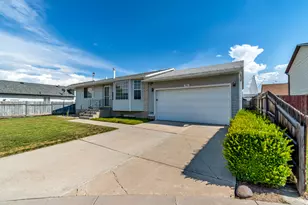 4901 Beau Cir, Salt Lake City, UT 84118 - Photo 2