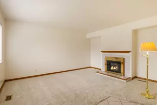 9744 S Yorkshire Dr, South Jordan, UT 84009 - Photo 6