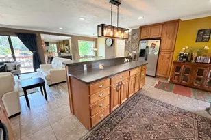 6246 S Lorreen Dr, Murray, UT 84121 - Photo 14