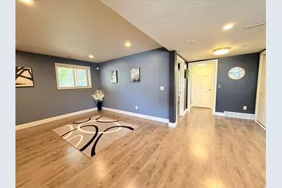 6246 S Lorreen Dr, Murray, UT 84121 - Photo 30