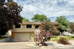 6246 S Lorreen Dr, Murray, UT 84121 - Photo 1