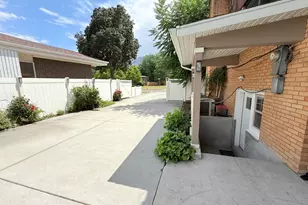 6246 S Lorreen Dr, Murray, UT 84121 - Photo 52
