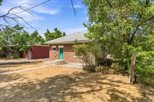66 S 500 W, Mount Pleasant, UT 84647 - Photo 2