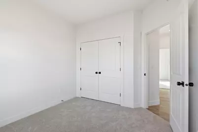 697 W 20 N, Hyrum, UT 84319 - Photo 24