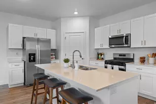 1910 Queens Garden Dr, Washington, UT 84780 - Photo 10