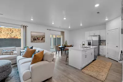 1910 Queens Garden Dr #4274, Washington, UT 84780 - Photo 6