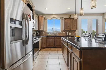 3932 S Turnbuckle Rd, Saratoga Springs, UT 84045 - Photo 8