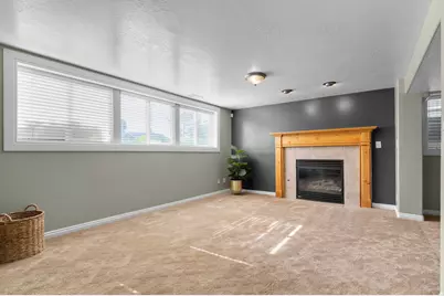 7825 S Dolphin Cir E, Cottonwood Heights, UT 84121 - Photo 30