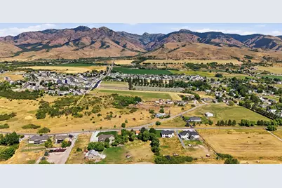 425 N State St, Richmond, UT 84333 - Photo 44