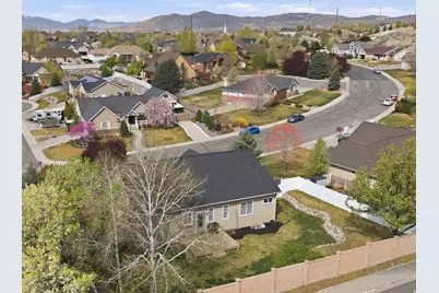 10262 N 3900 W, Cedar Hills, UT 84062 - Photo 34