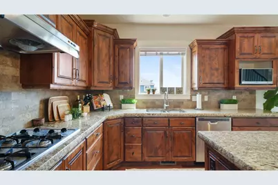 729 W 3275 N, Lehi, UT 84043 - Photo 12