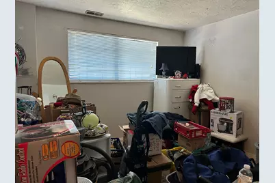 6075 Park Wood Dr, Kearns, UT 84118 - Photo 26