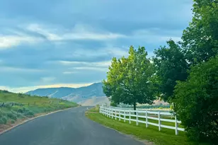 2334 S Falcon Way E, Huntsville, UT 84317 - Photo 8
