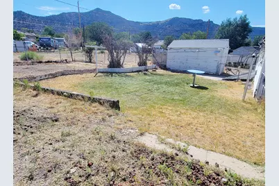 421 Circle Way, East Carbon, UT 84520 - Photo 22