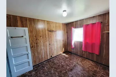 421 Circle Way, East Carbon, UT 84520 - Photo 14