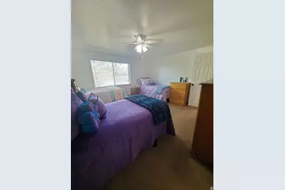 360 N State St, Ferron, UT 84523 - Photo 14