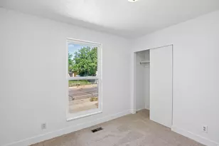 6383 S Lauritzen Dr, Taylorsville, UT 84129 - Photo 12