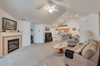 2156 W Jordan Villa Dr #B, West Jordan, UT 84088 - Photo 10