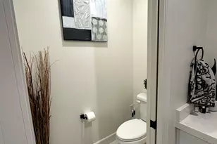 888 W Torrey Pnes Dr, Richfield, UT 84701 - Photo 8
