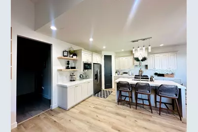 888 W Torrey Pines Dr, Richfield, UT 84701 - Photo 4