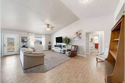 3378 W 400 N, Hurricane, UT 84737 - Photo 8