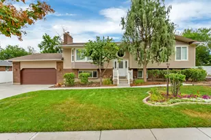 1737 E Sunrise Meadow Dr, Sandy, UT 84093 - Photo 1