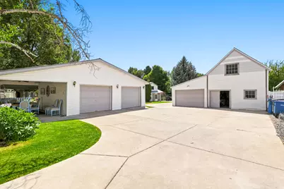 240 S 100 E, Hyrum, UT 84319 - Photo 4