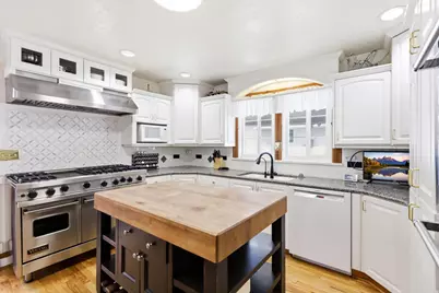 240 S 100 E, Hyrum, UT 84319 - Photo 10