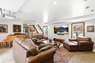 240 S 100 E, Hyrum, UT 84319 - Photo 20
