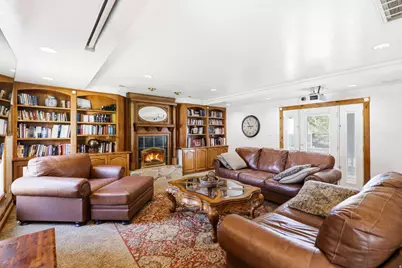 240 S 100 E, Hyrum, UT 84319 - Photo 20