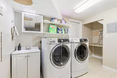 240 S 100 E, Hyrum, UT 84319 - Photo 40