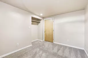 240 S 100 E, Hyrum, UT 84319 - Photo 38