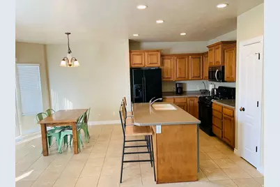2178 E Whitekirk Way S, Draper, UT 84020 - Photo 1