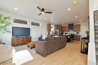 371 W 480 S #104, Ephraim, UT 84627 - Photo 2