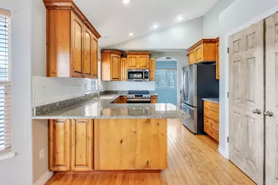 193 E Santa Fe Dr, Springville, UT 84663 - Photo 8