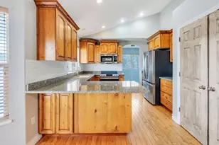 193 E Santa Fe Dr, Springville, UT 84663 - Photo 8